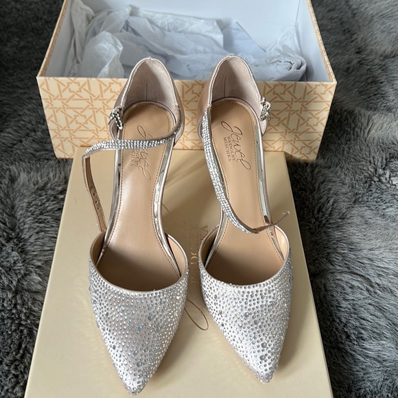 Badgley Mischka shoes! - Picture 1 of 5